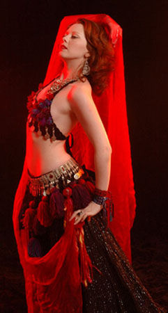 Belly dancer Aleenah